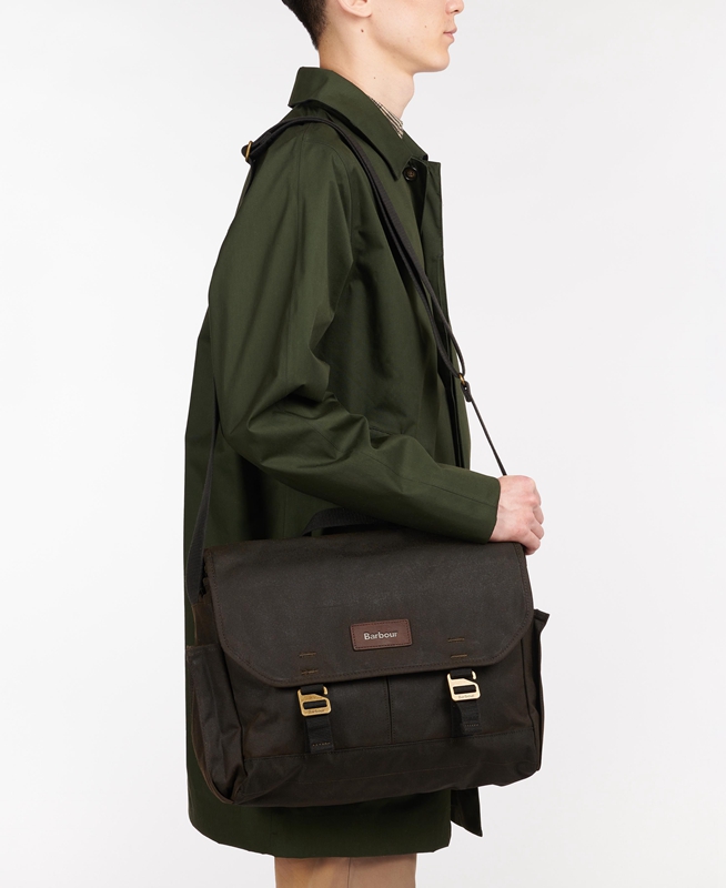 Men's Barbour Essential Wax Messenger Bags Olive | TMDG-35948